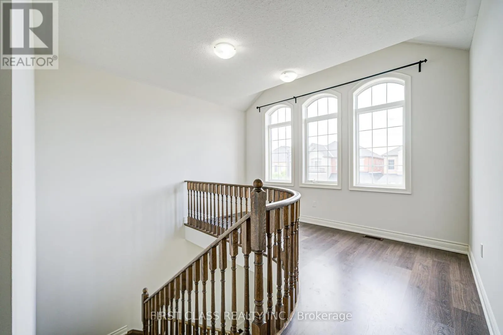3103 STREAMWOOD PASSAGE