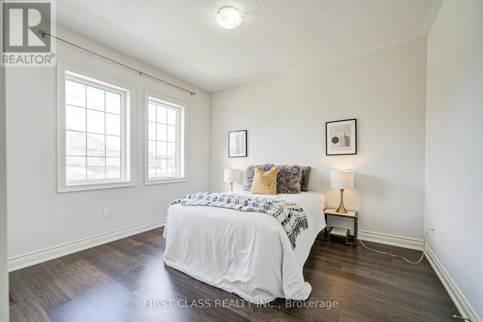3103 STREAMWOOD PASSAGE