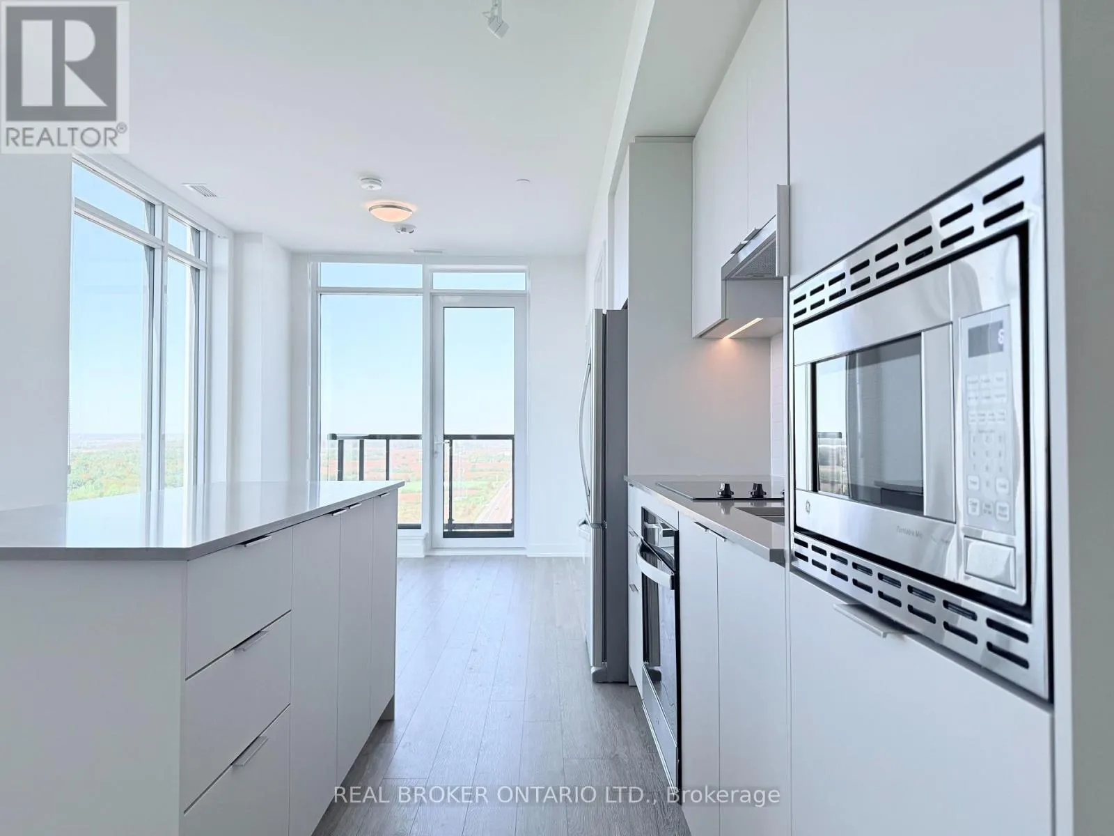 2003 - 3079 TRAFALGAR ROAD