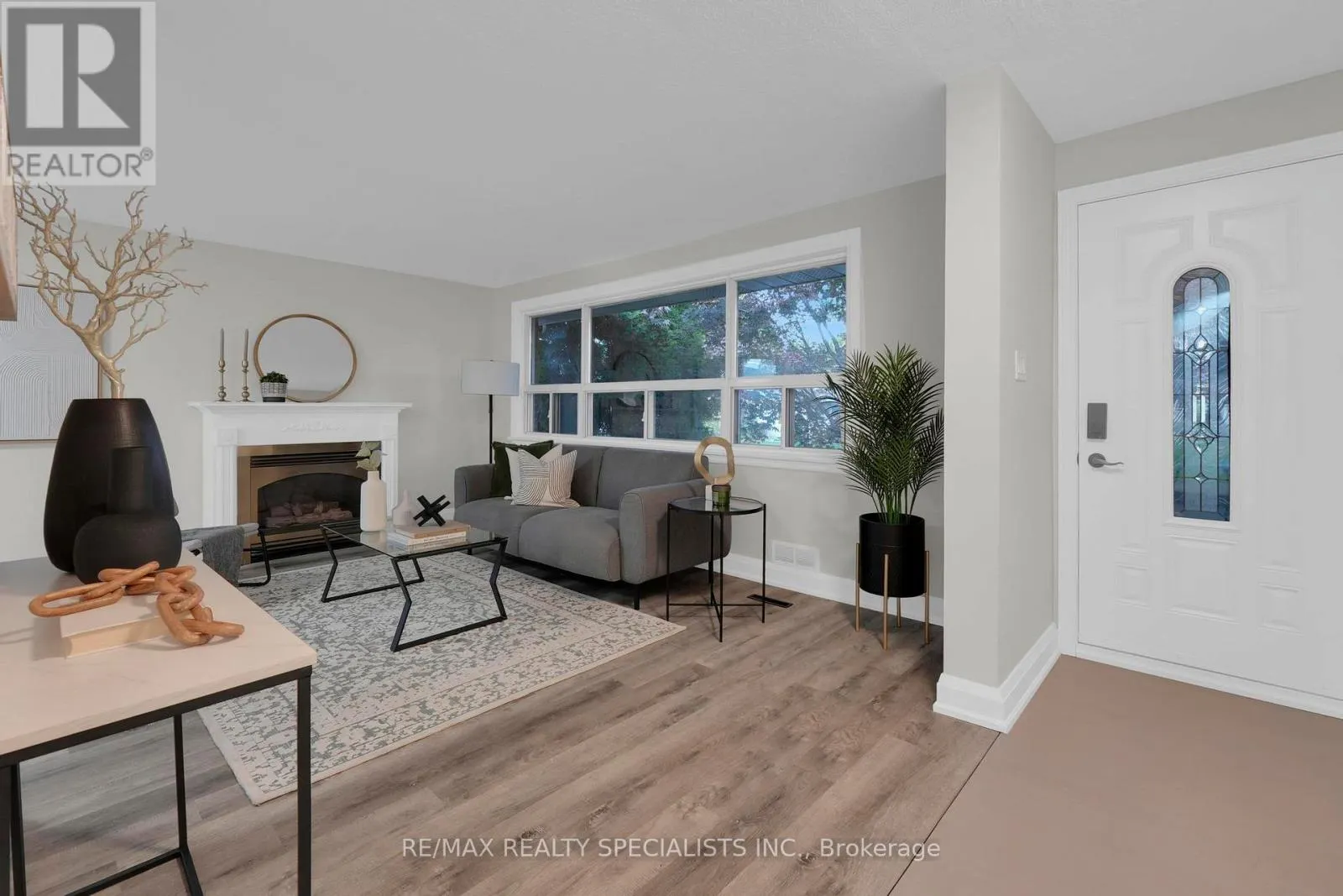 51 FLORENCE DRIVE