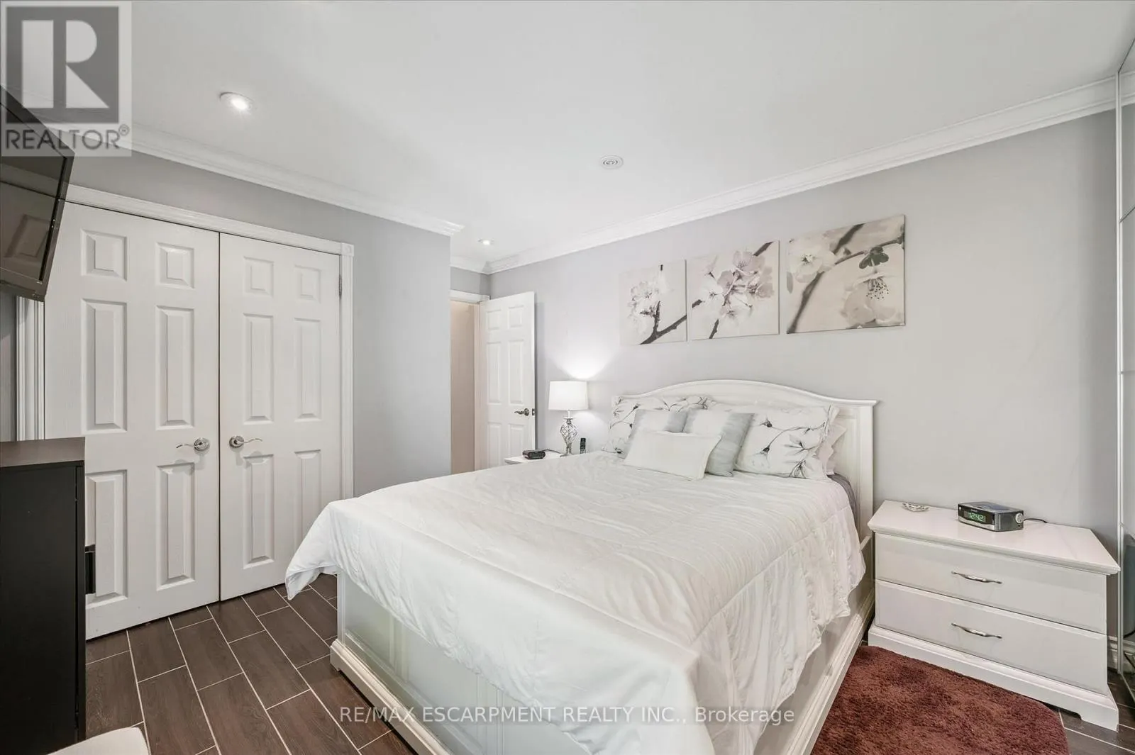19 STEWARTTOWN ROAD