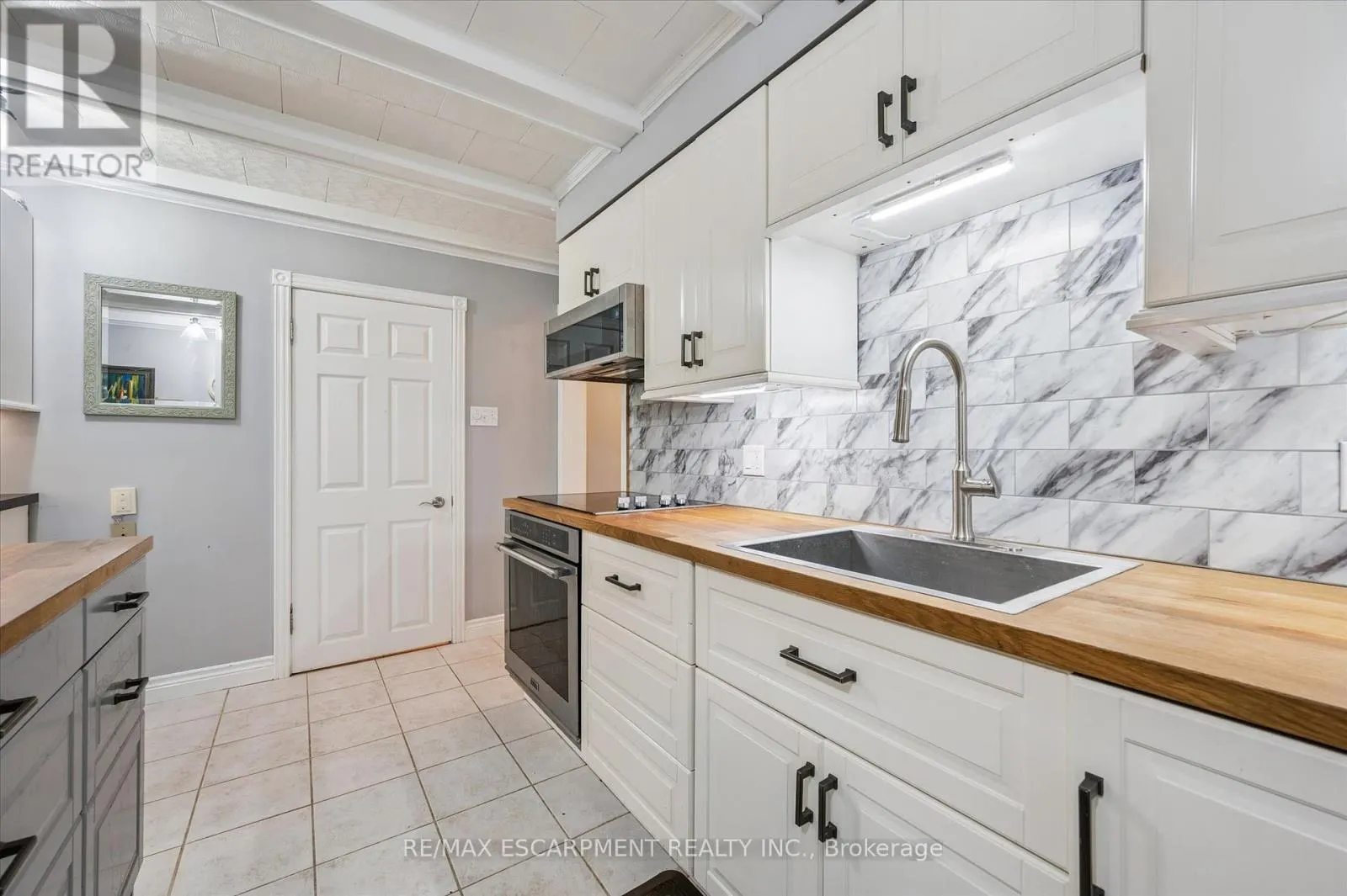19 STEWARTTOWN ROAD