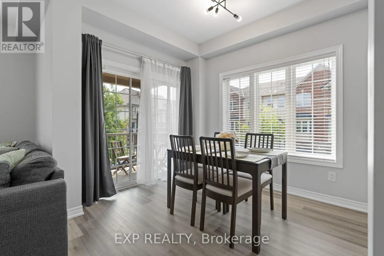 92 - 1401 PLAINS ROAD E