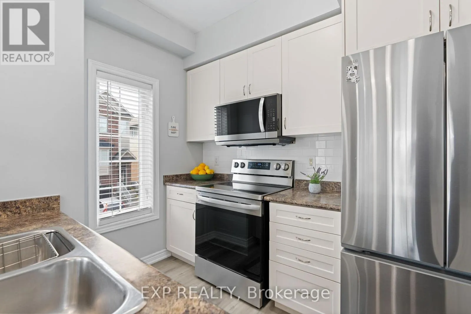 92 - 1401 PLAINS ROAD E