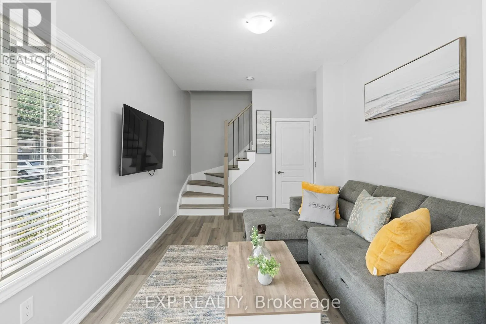 92 - 1401 PLAINS ROAD E
