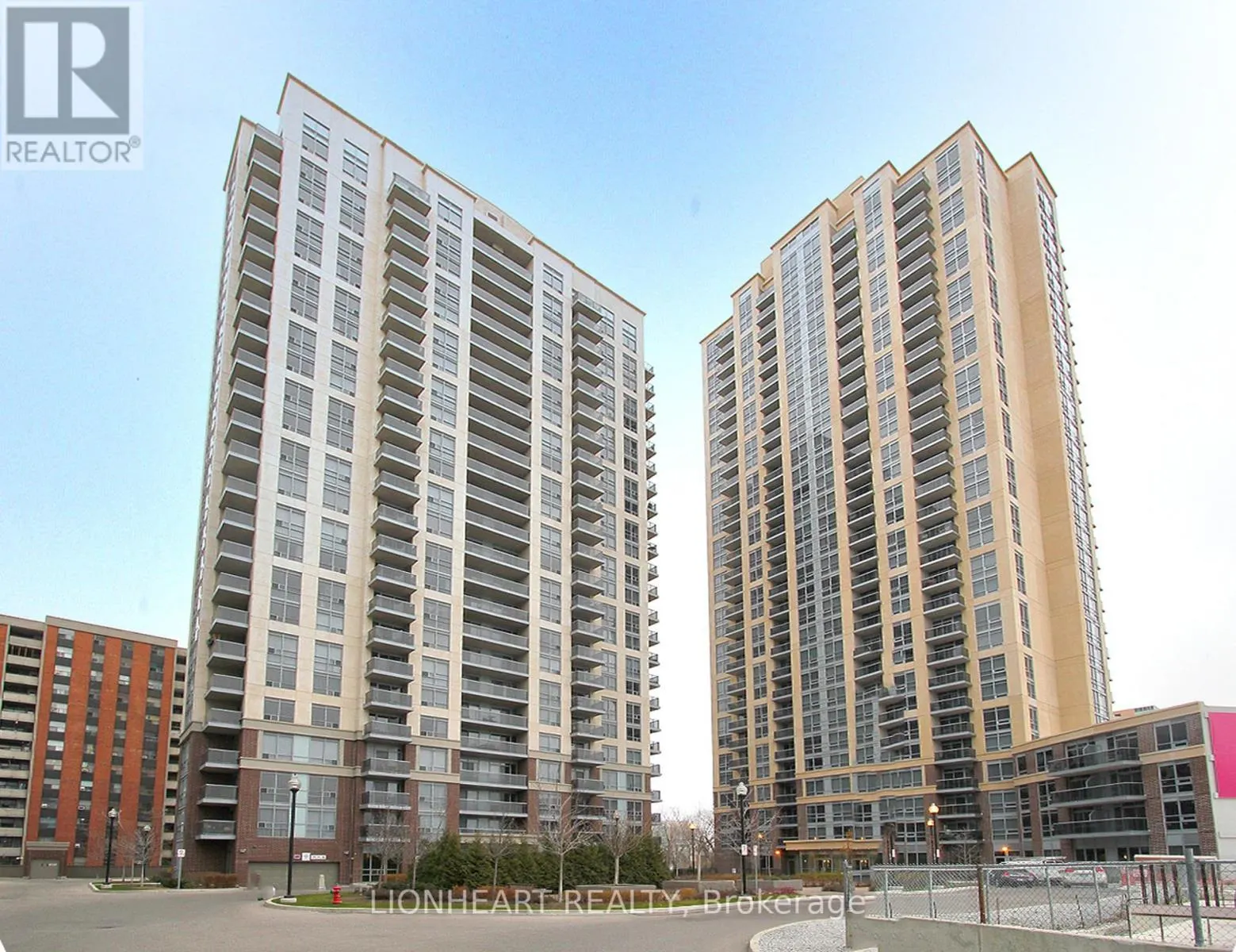 709 - 5 MICHAEL POWER PLACE