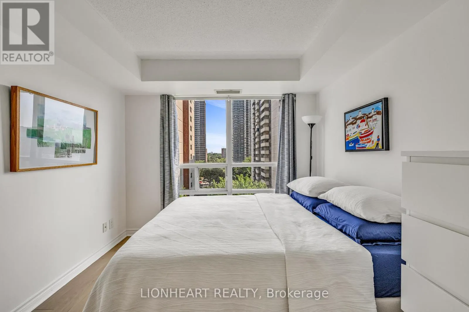 709 - 5 MICHAEL POWER PLACE