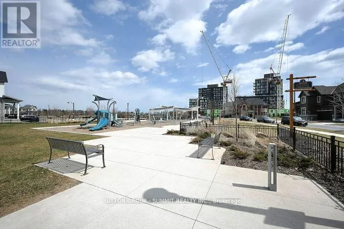 809 - 3006 WILLIAM CUTMORE BOULEVARD