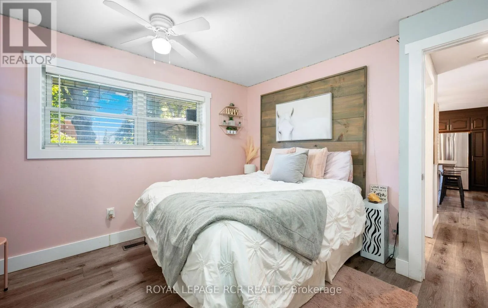 106 ZINA STREET