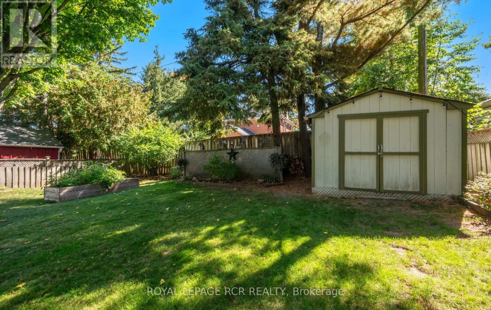 106 ZINA STREET