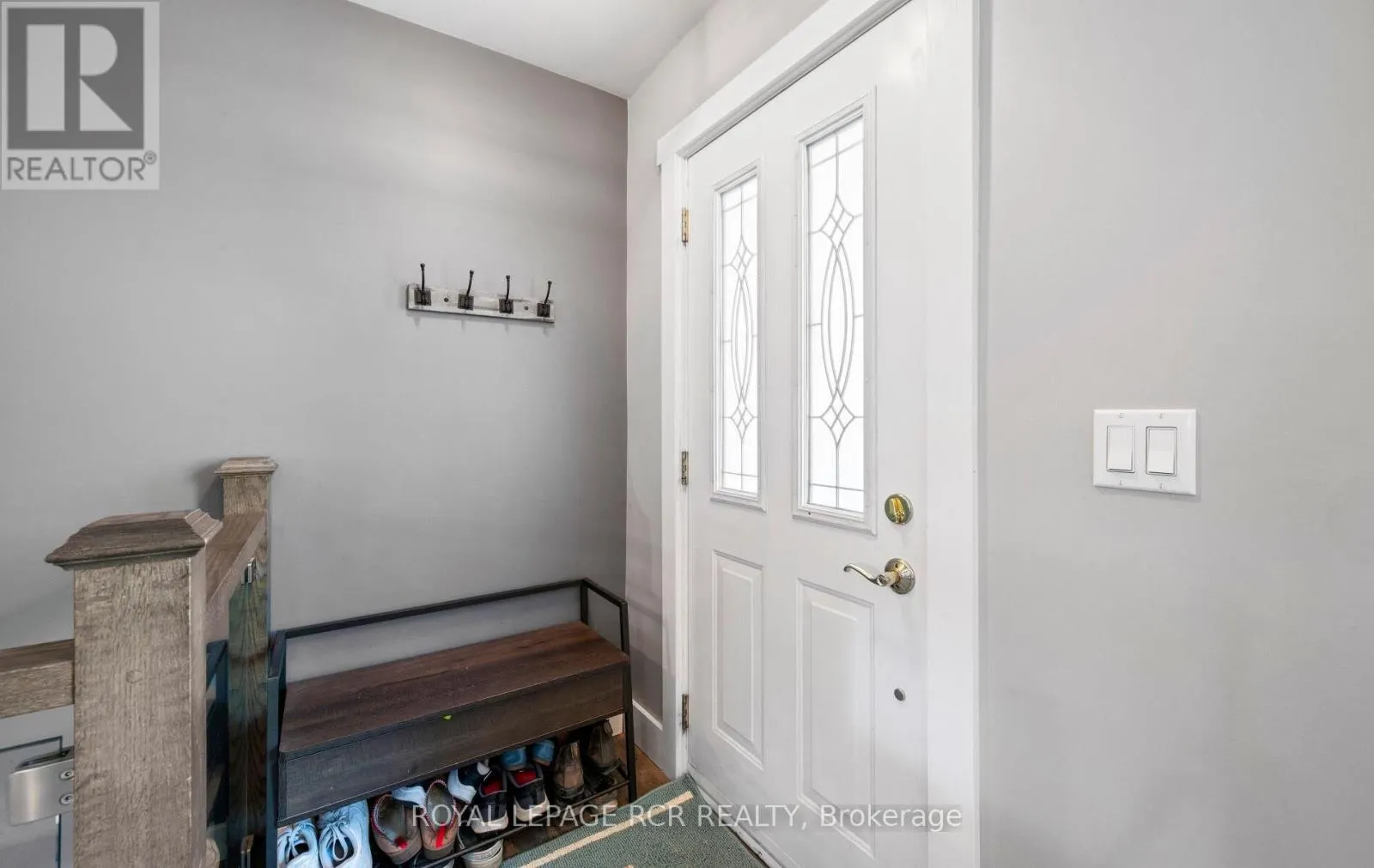 106 ZINA STREET