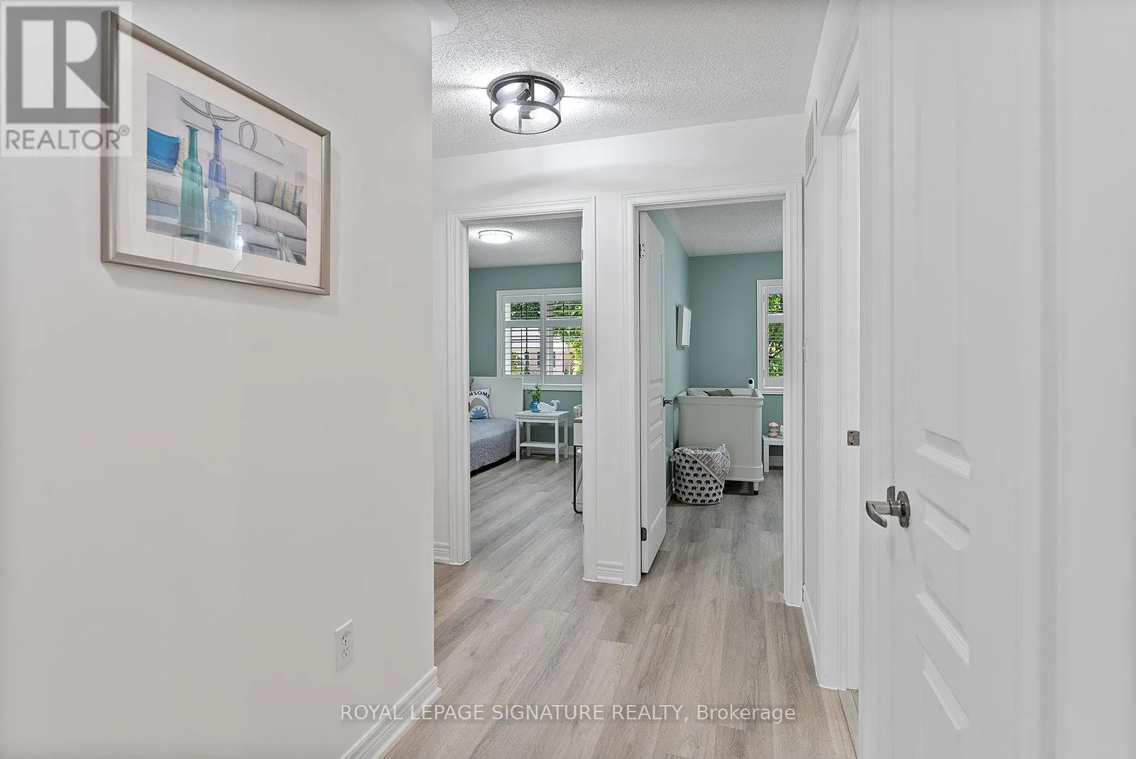 27 - 2410 WOODWARD AVENUE