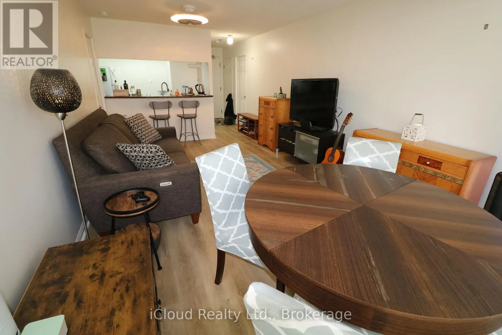 1502 - 101 SUBWAY CRESCENT