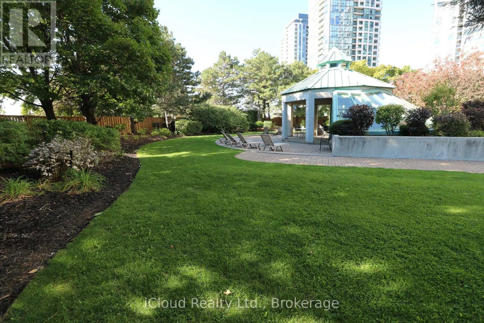 1502 - 101 SUBWAY CRESCENT