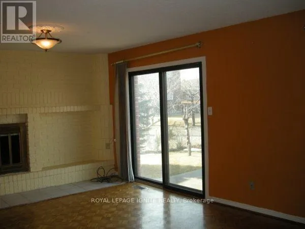 SIDE UNIT - 7463 SIGSBEE DRIVE