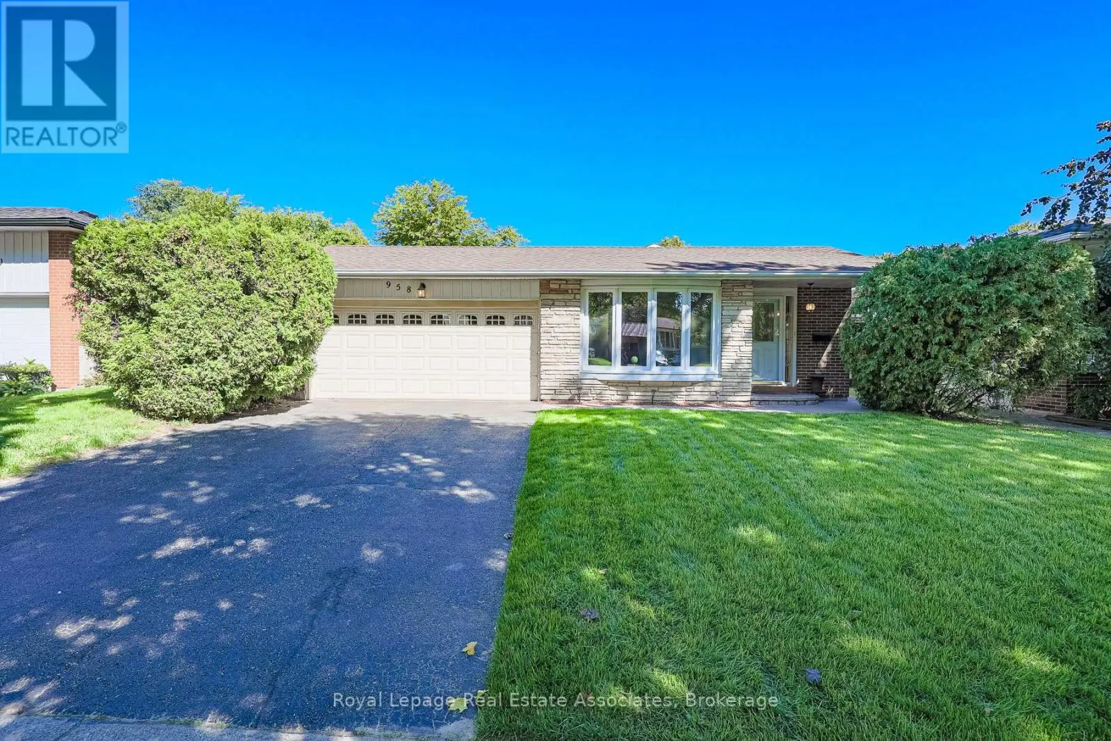 958 FLETCHER VALLEY CRESCENT