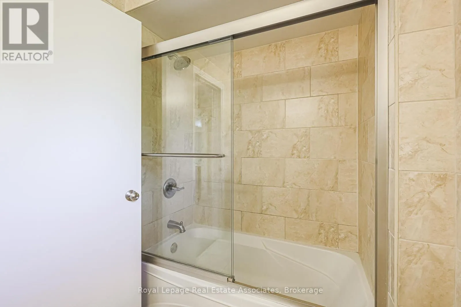 958 FLETCHER VALLEY CRESCENT
