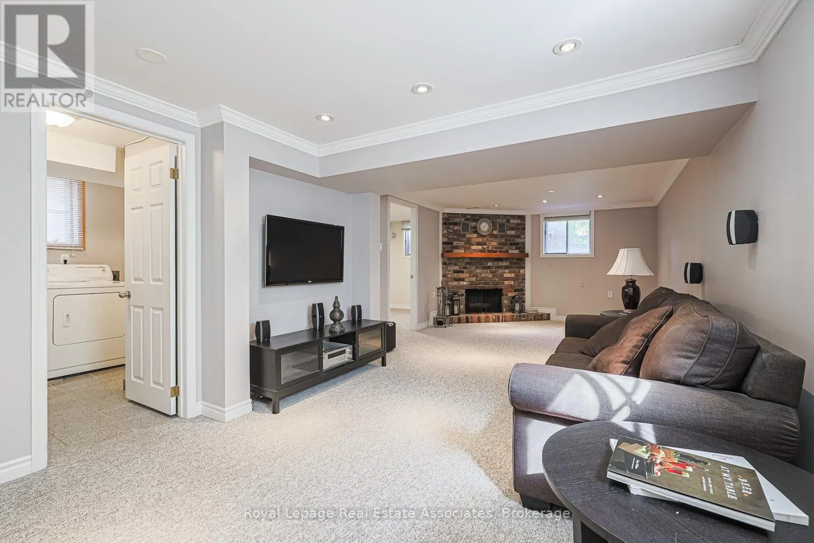 958 FLETCHER VALLEY CRESCENT