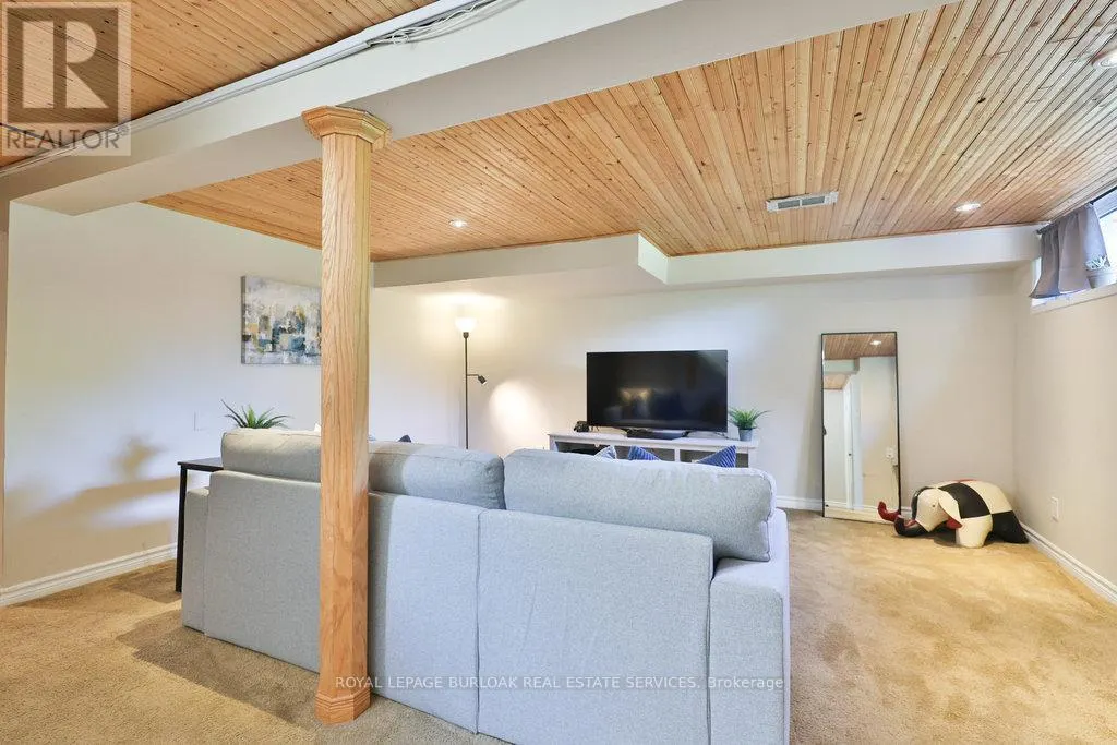 2295 WISEMAN COURT
