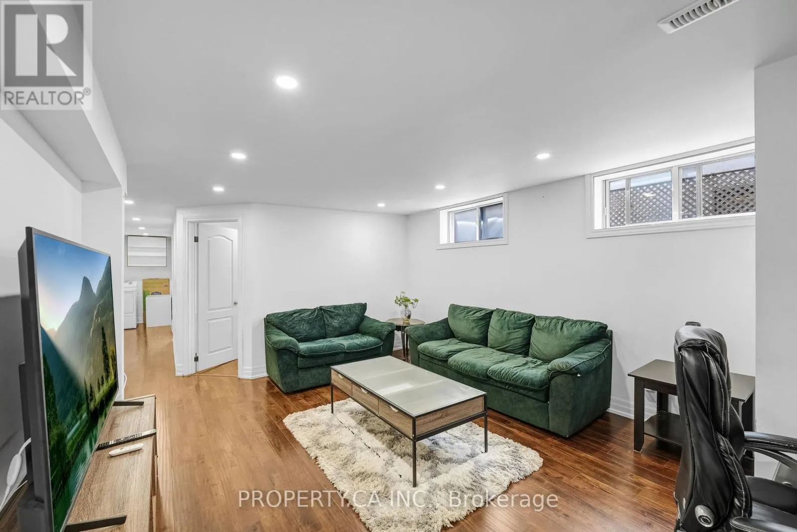 94 BAMFORD CRESCENT