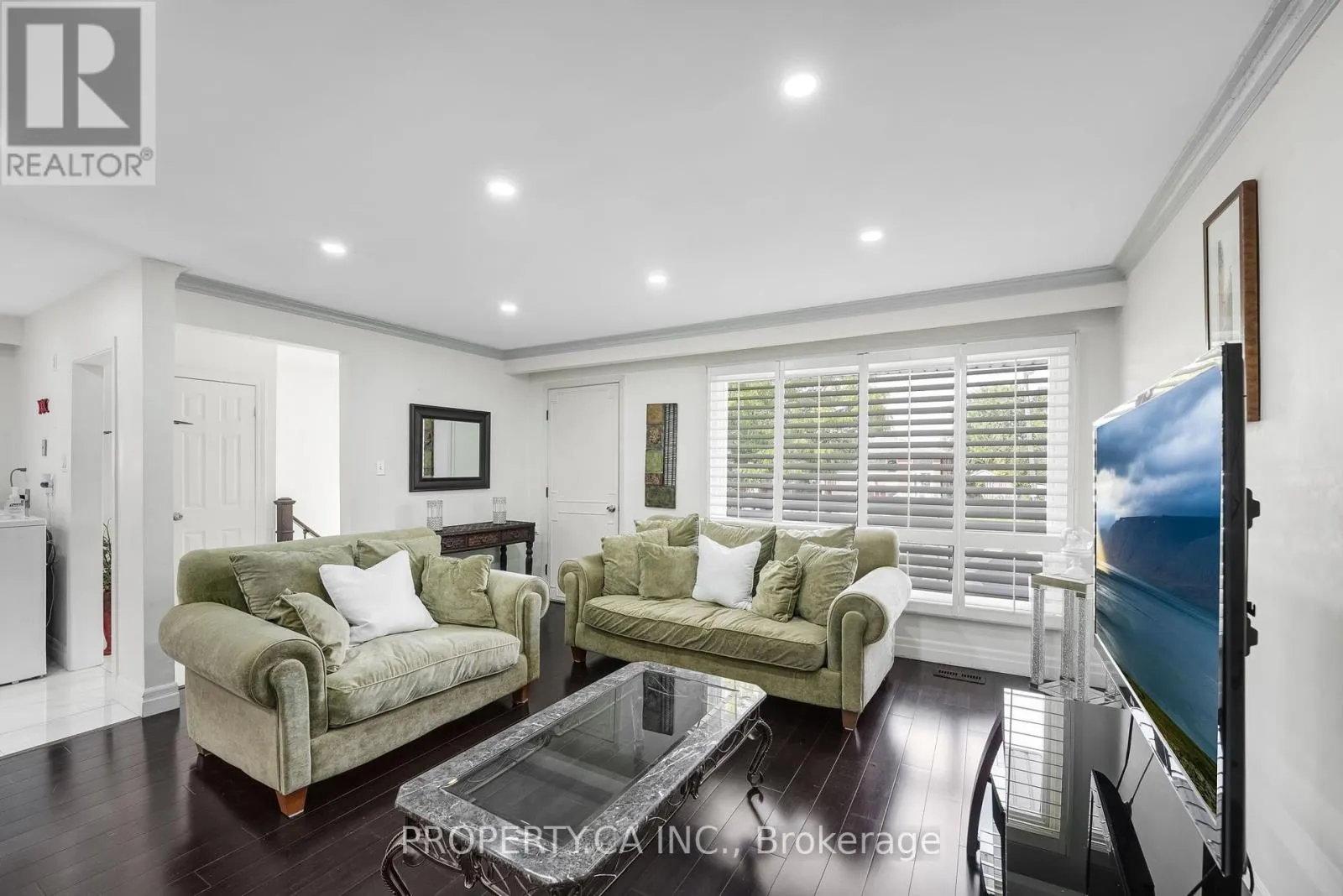 94 BAMFORD CRESCENT