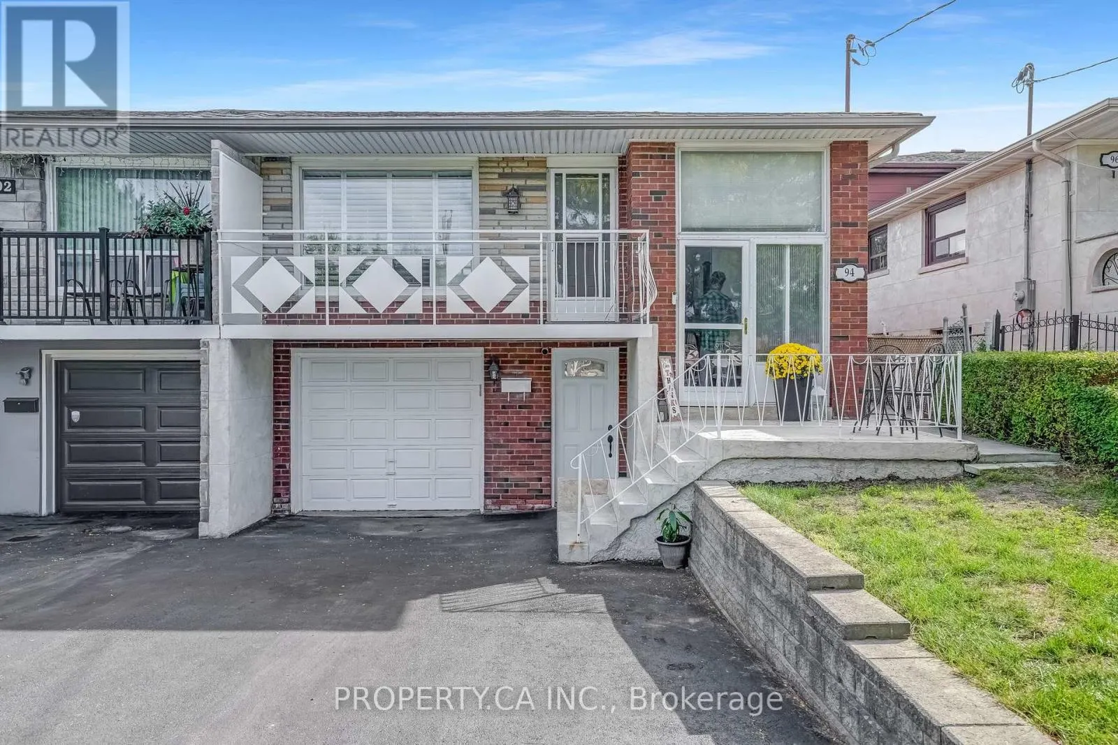 94 BAMFORD CRESCENT