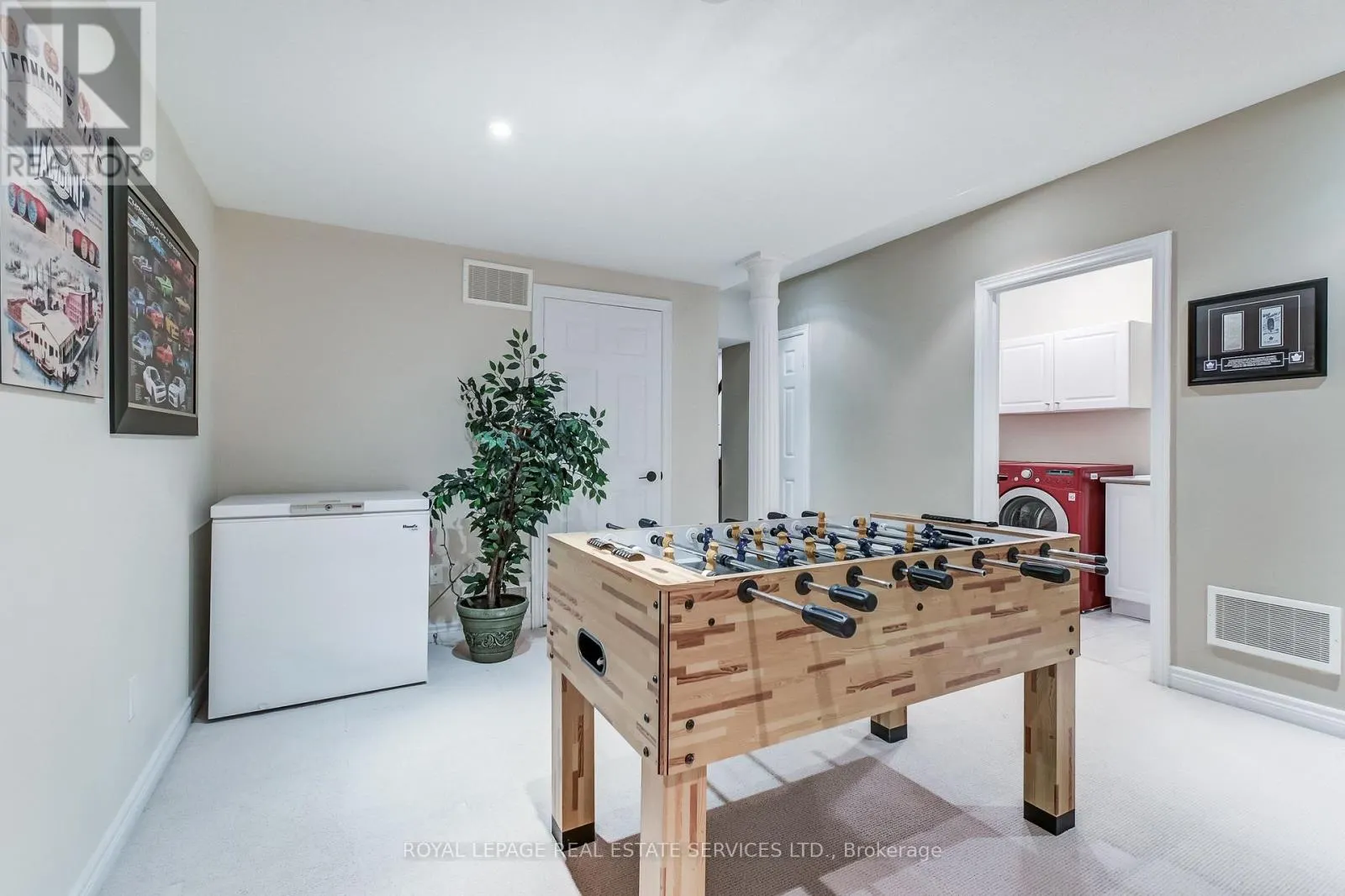 1242 AGRAM DRIVE