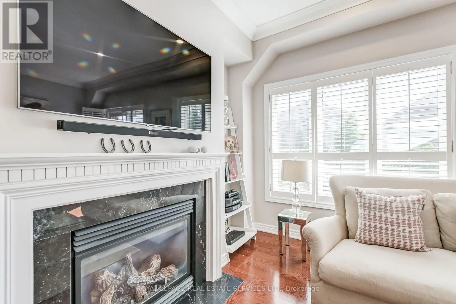 1242 AGRAM DRIVE