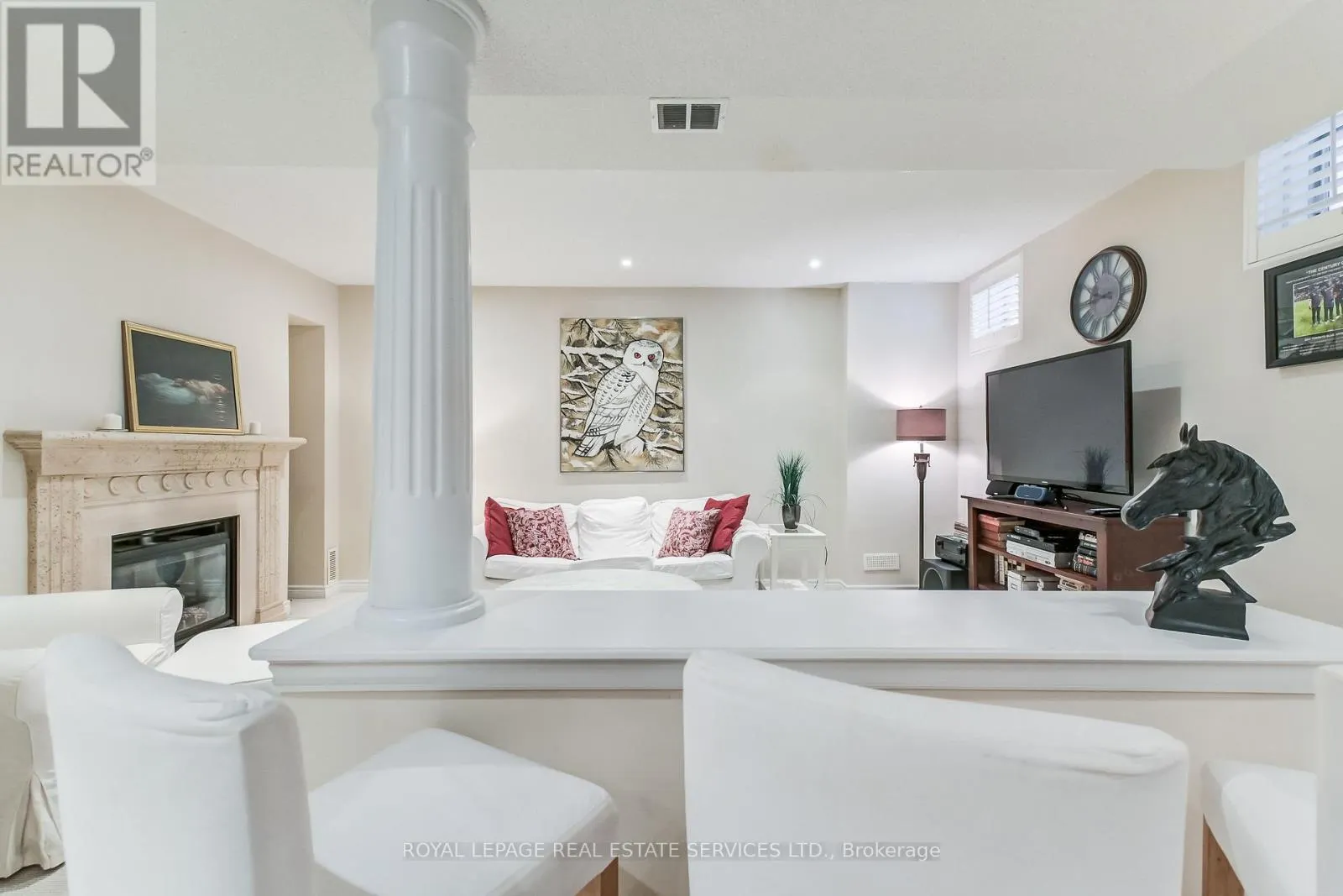 1242 AGRAM DRIVE