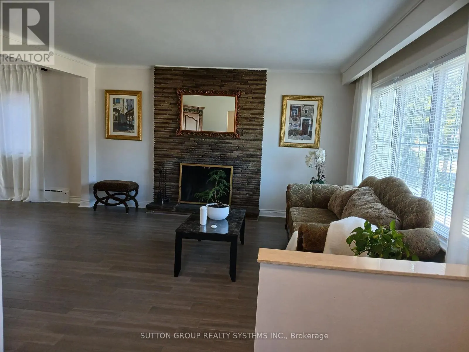1236 OGDEN AVENUE