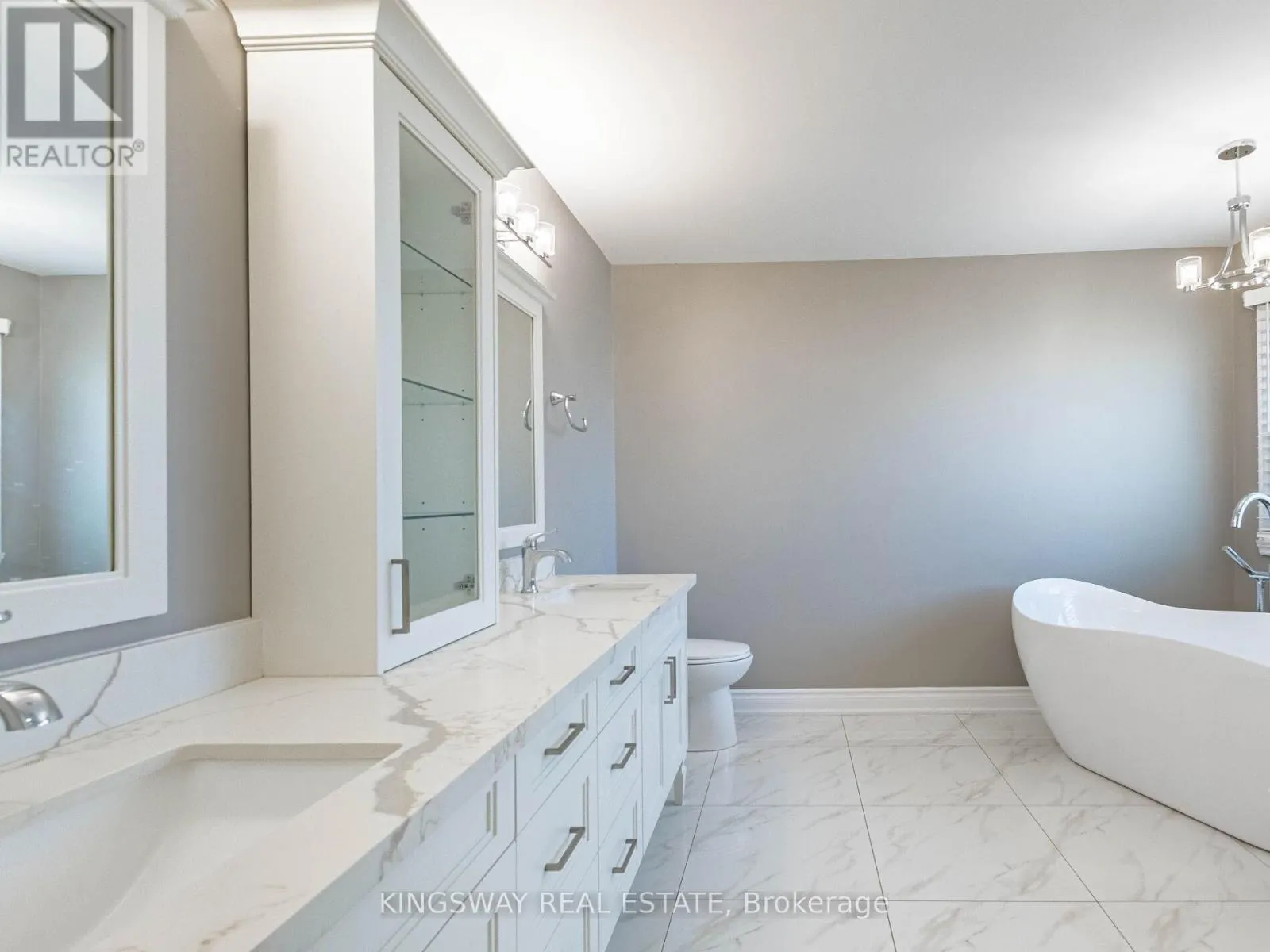 58 LEEWARD DRIVE
