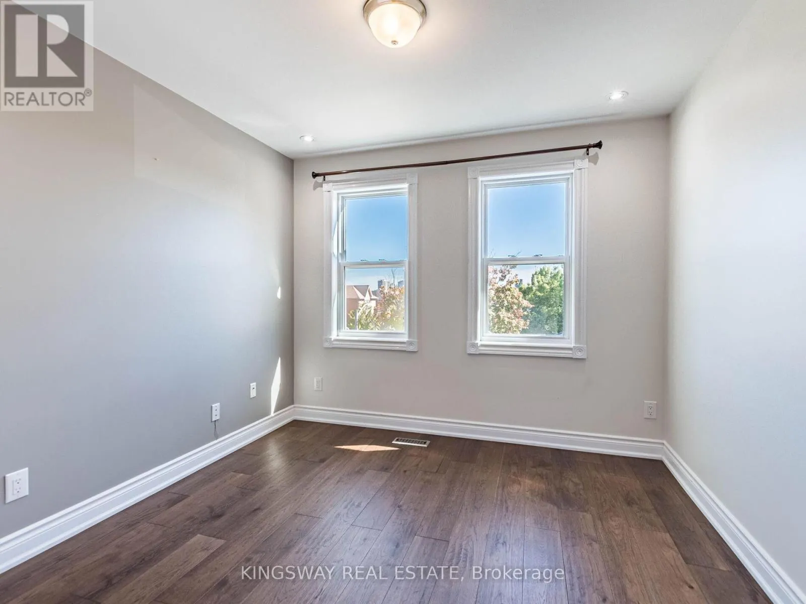 58 LEEWARD DRIVE