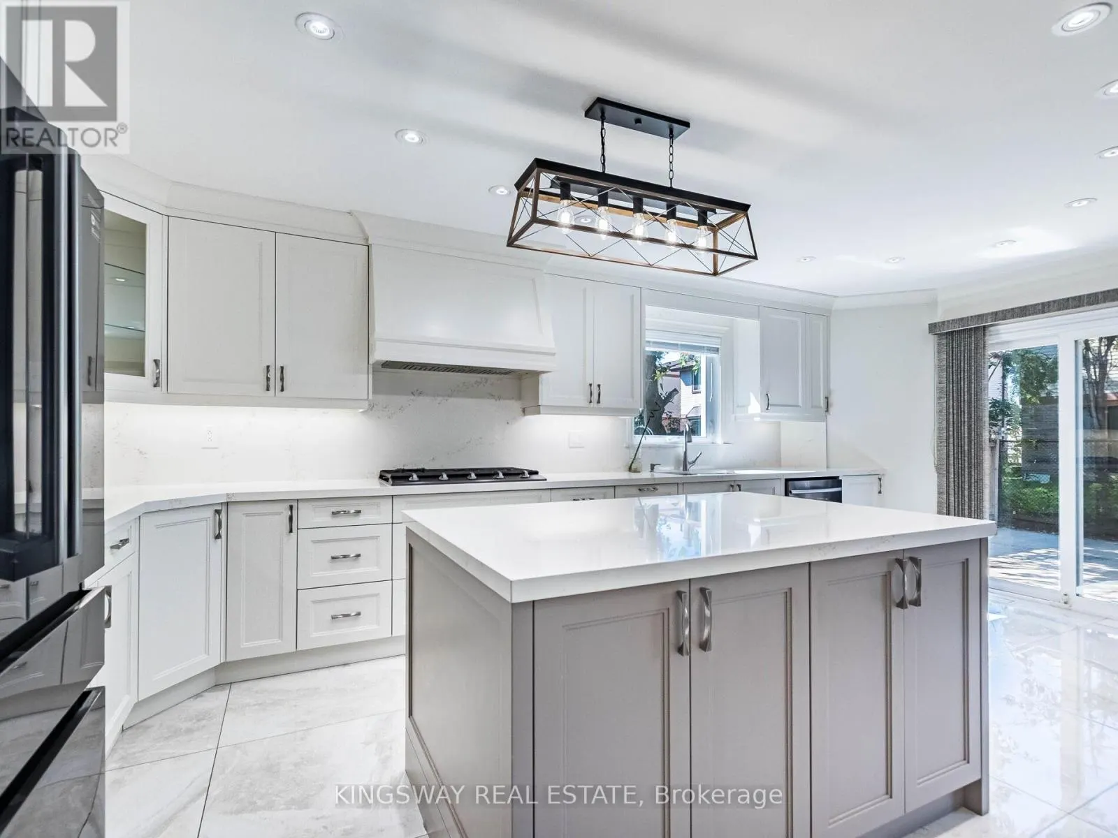 58 LEEWARD DRIVE