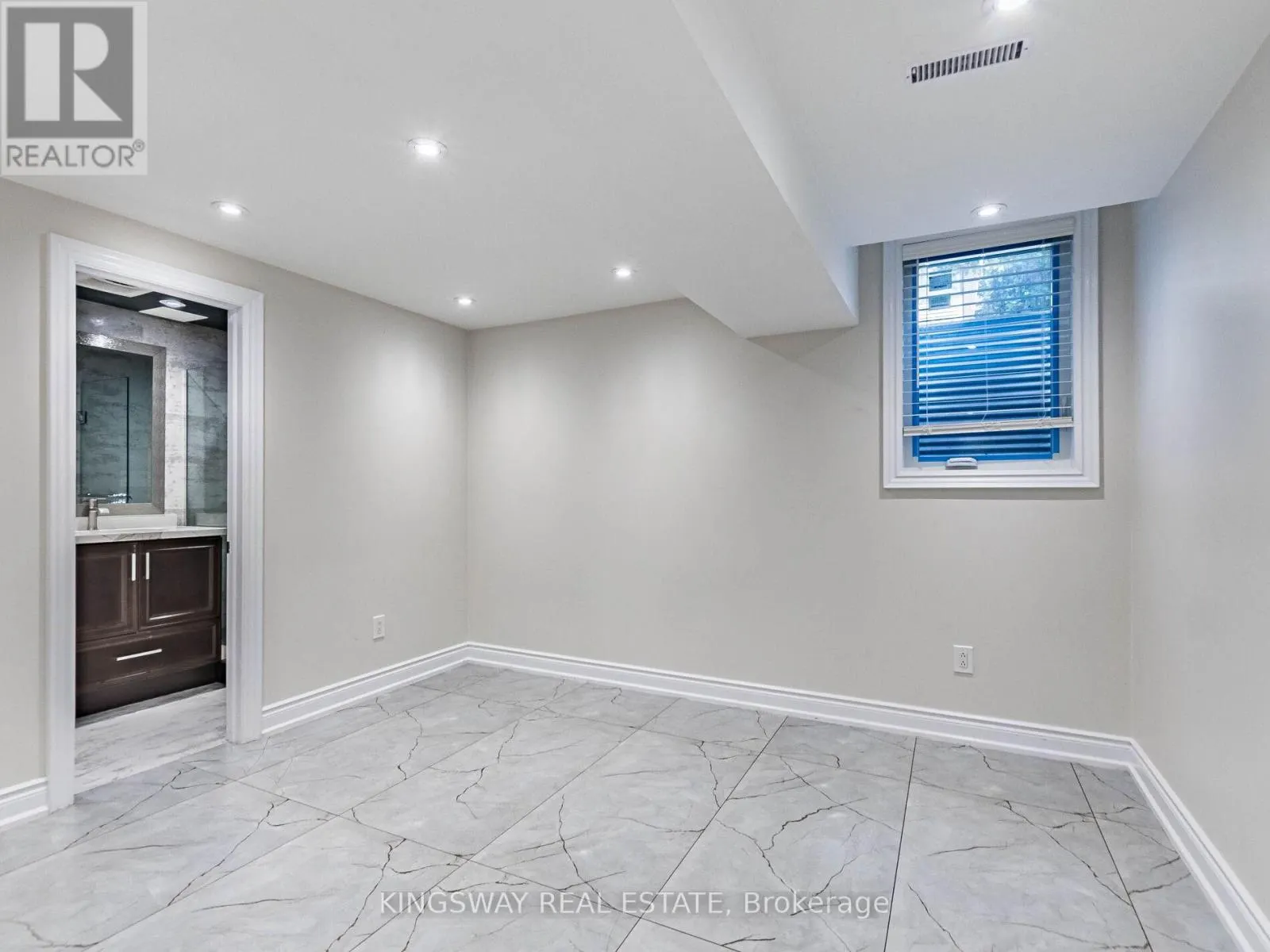 58 LEEWARD DRIVE