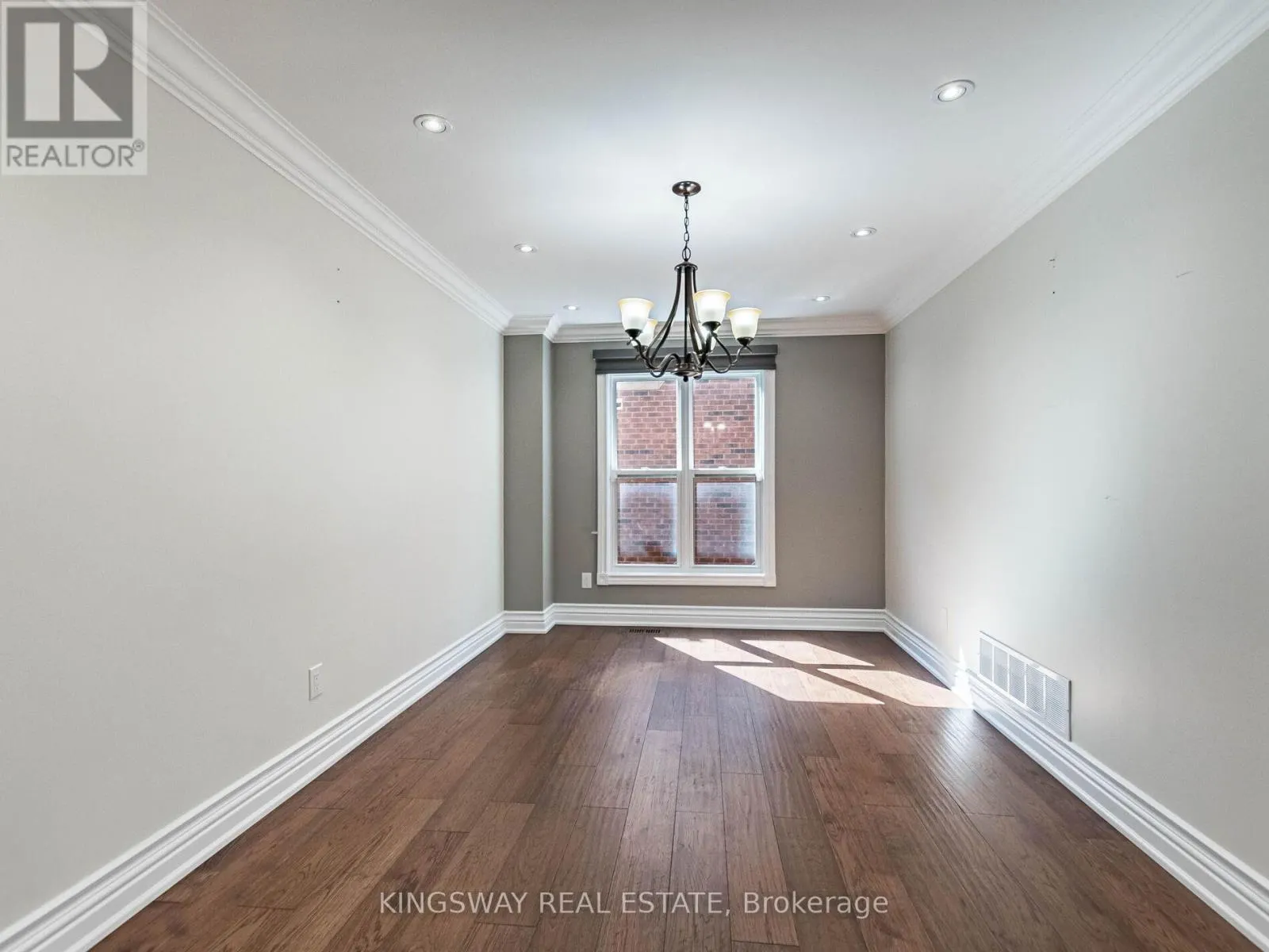 58 LEEWARD DRIVE