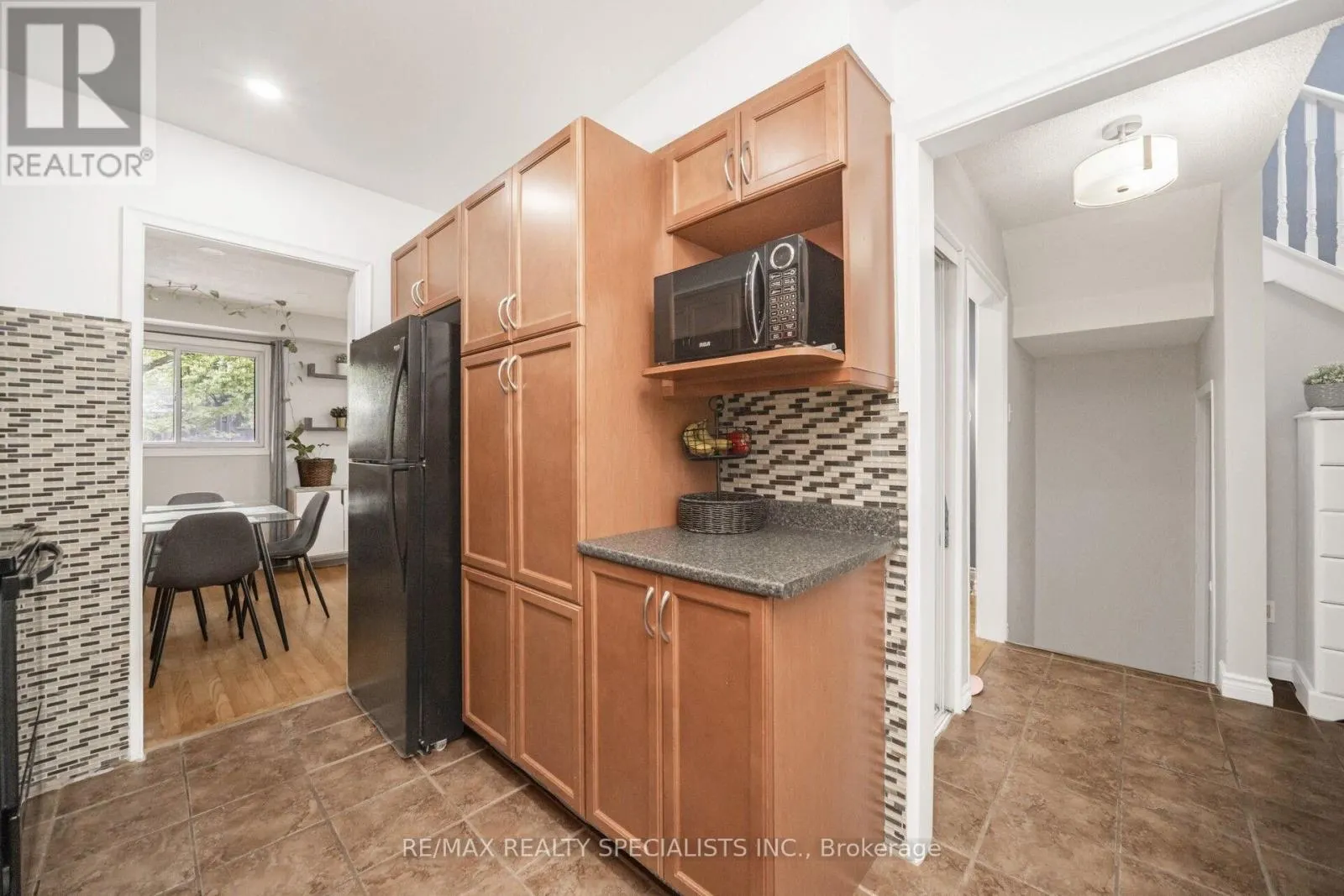 20 ENMOUNT DRIVE
