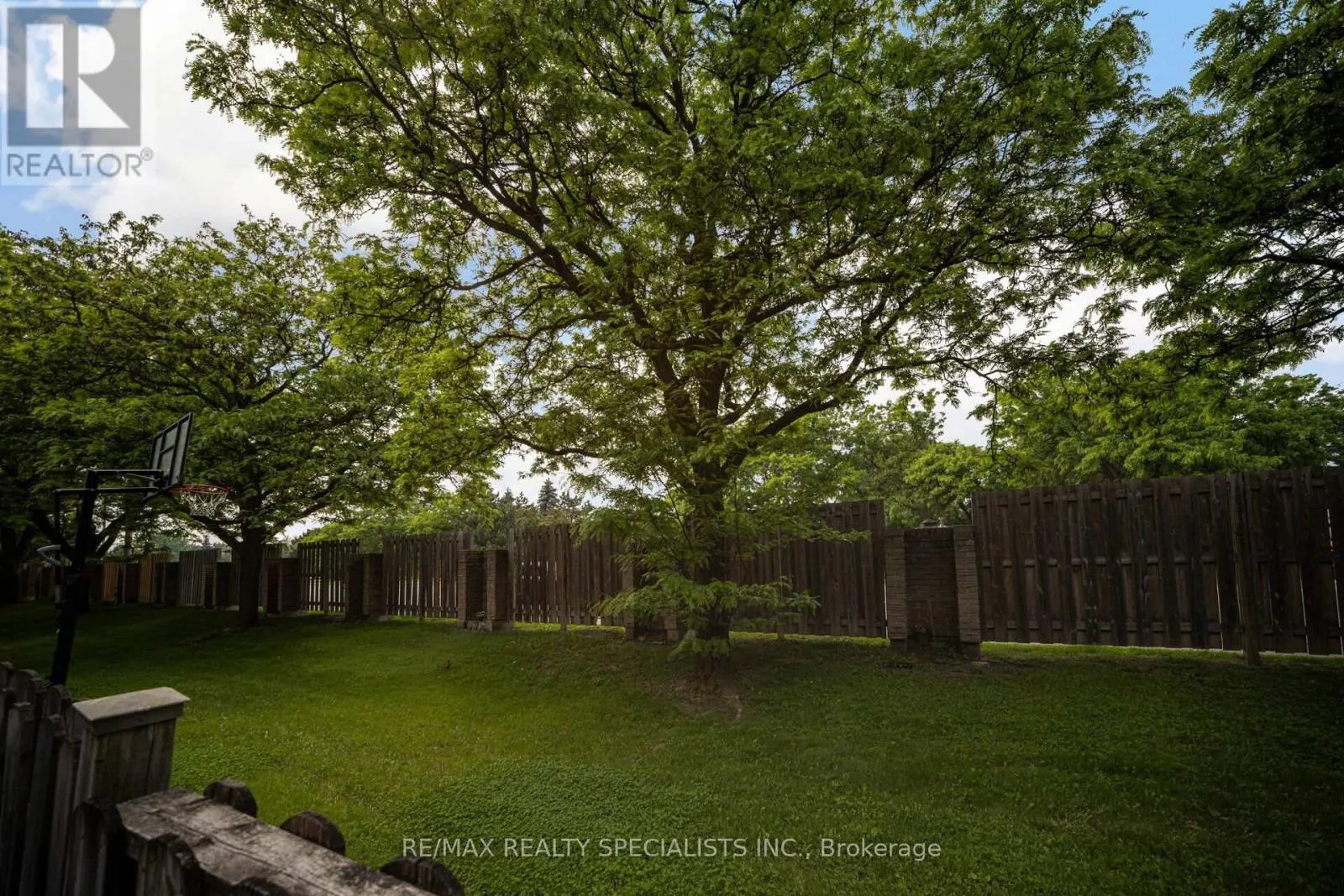 20 ENMOUNT DRIVE