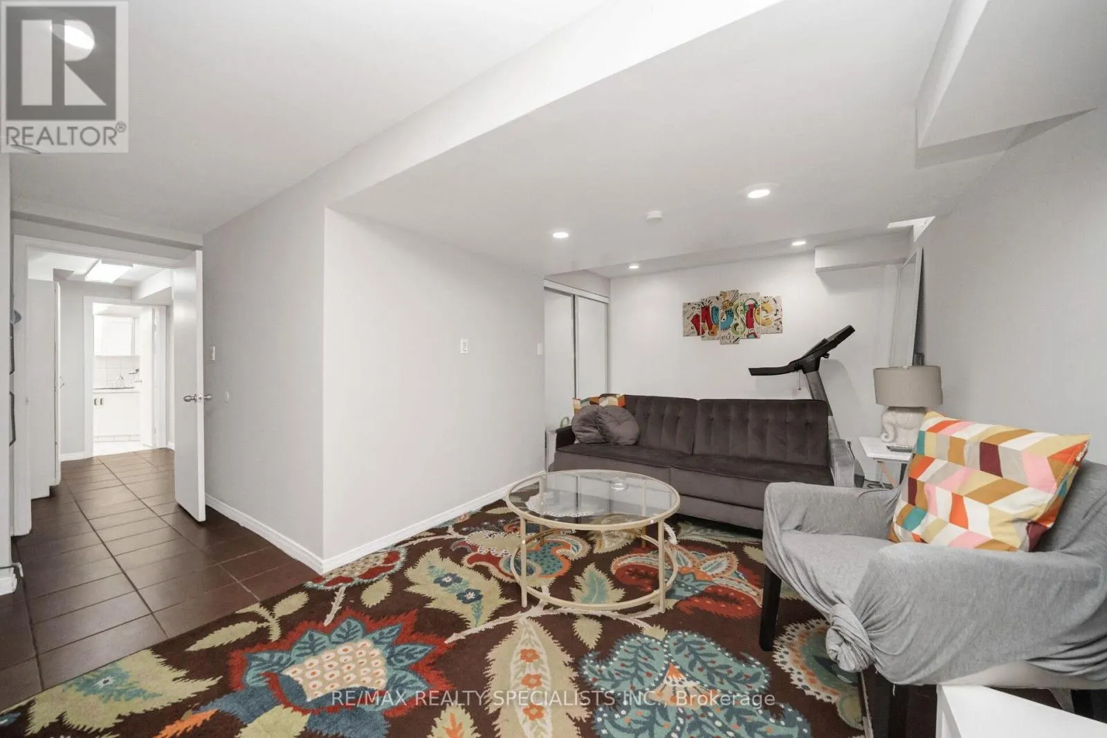 20 ENMOUNT DRIVE