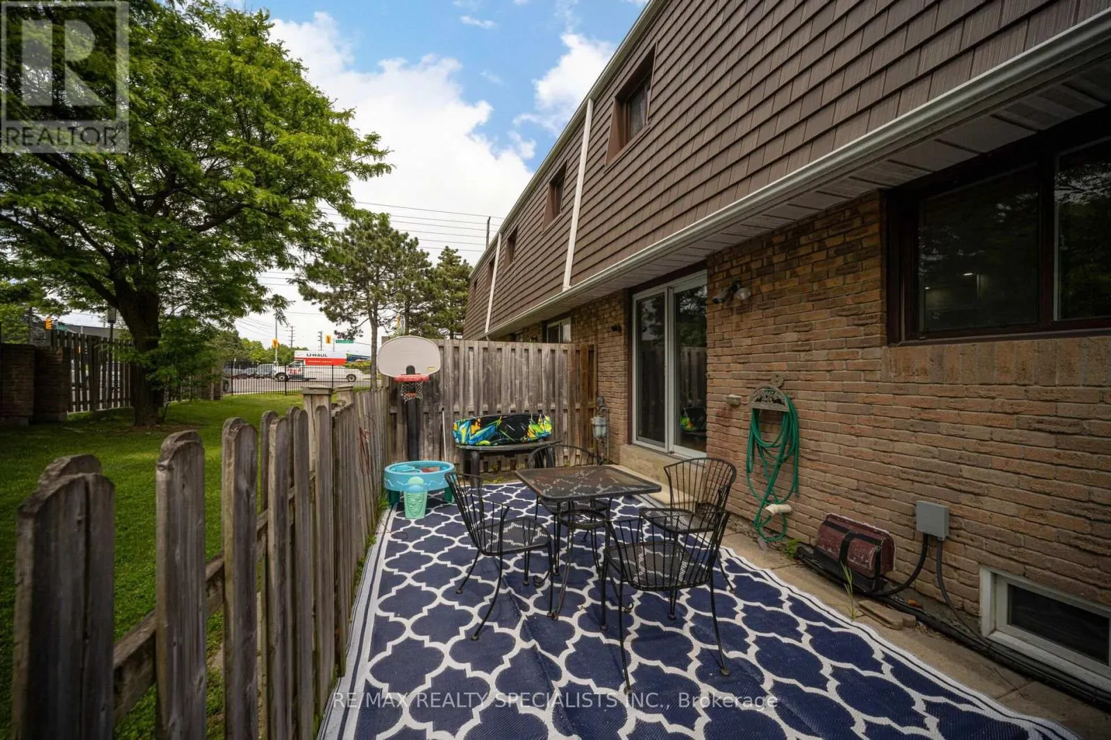 20 ENMOUNT DRIVE