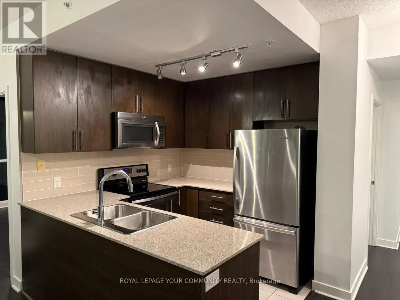 1702 - 3985 GRAND PARK DRIVE