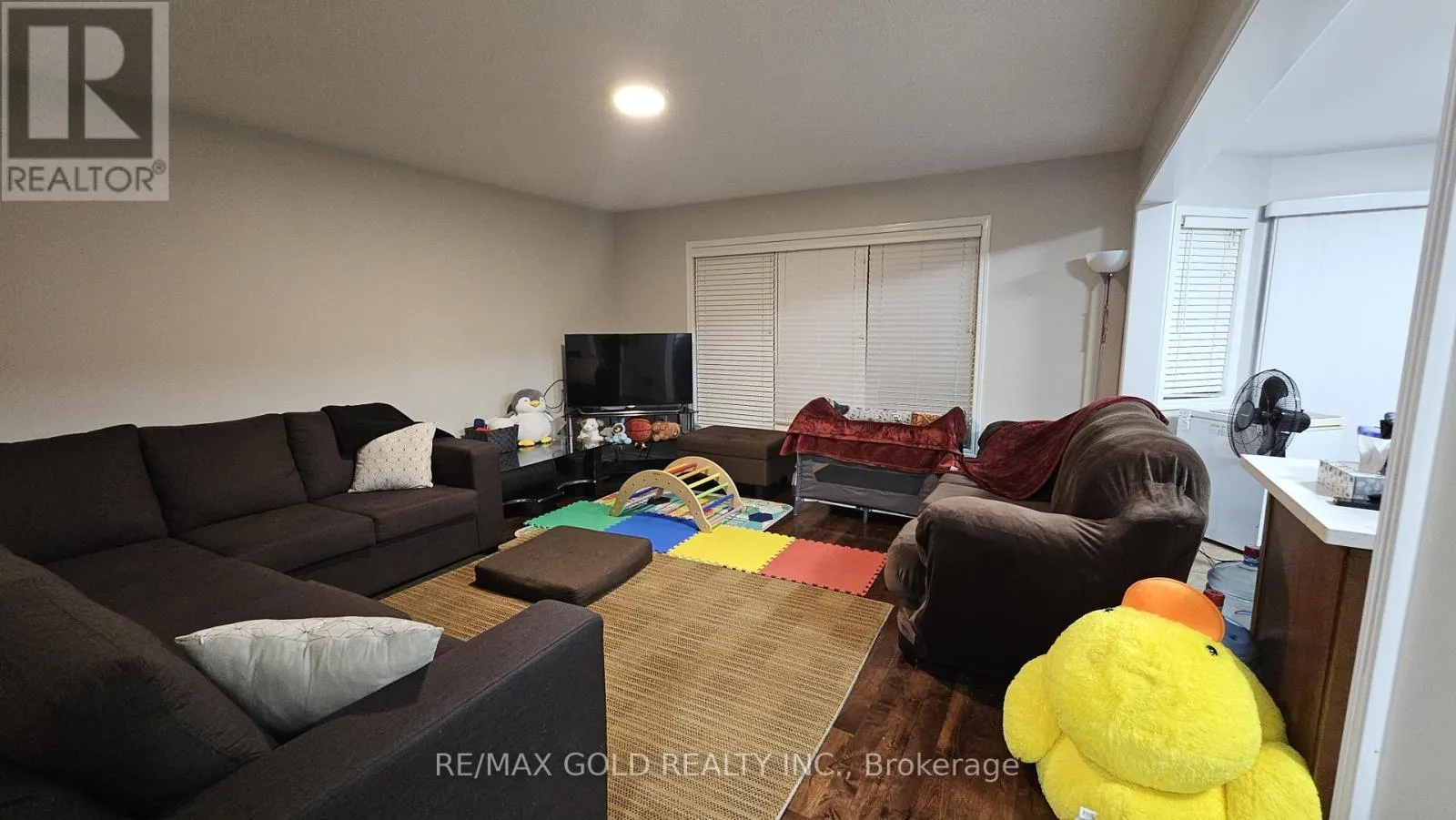 210 DYMOTT AVENUE