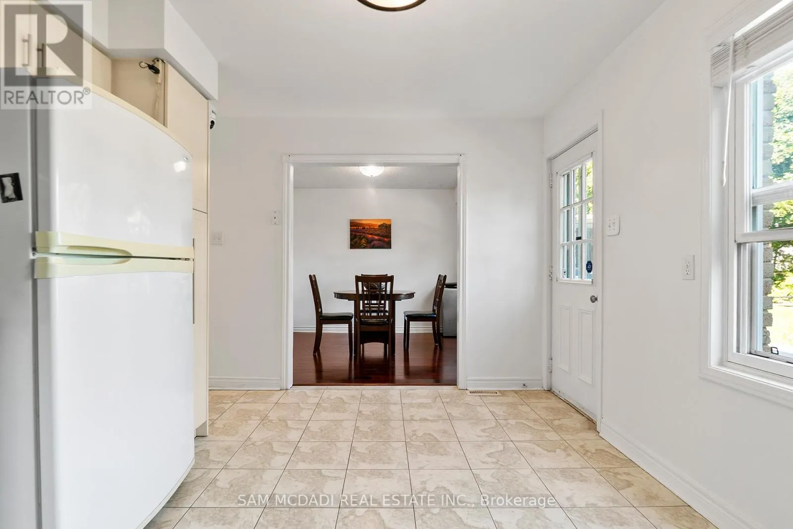 5948 FEATHERHEAD CRESCENT