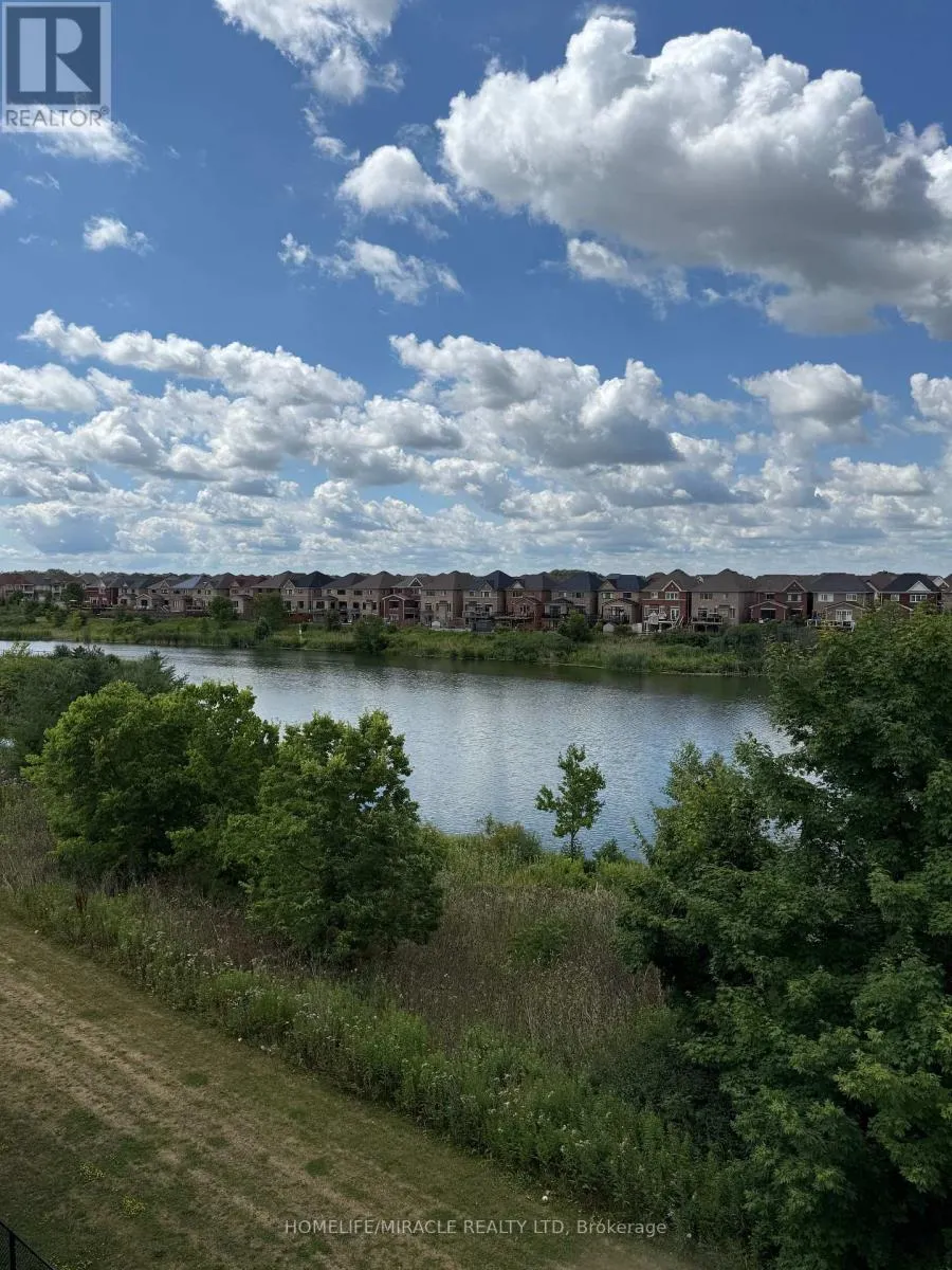 8 POMARINE WAY