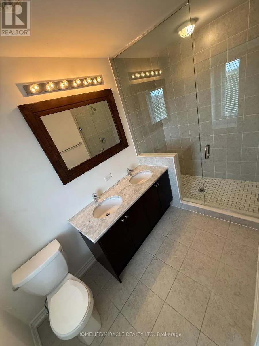 8 POMARINE WAY
