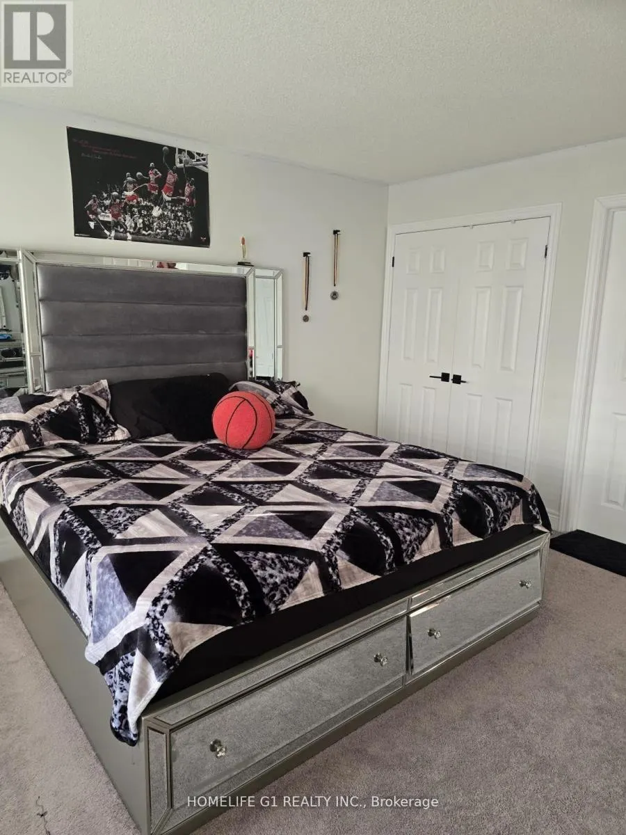 32 BRANIGAN CRESCENT