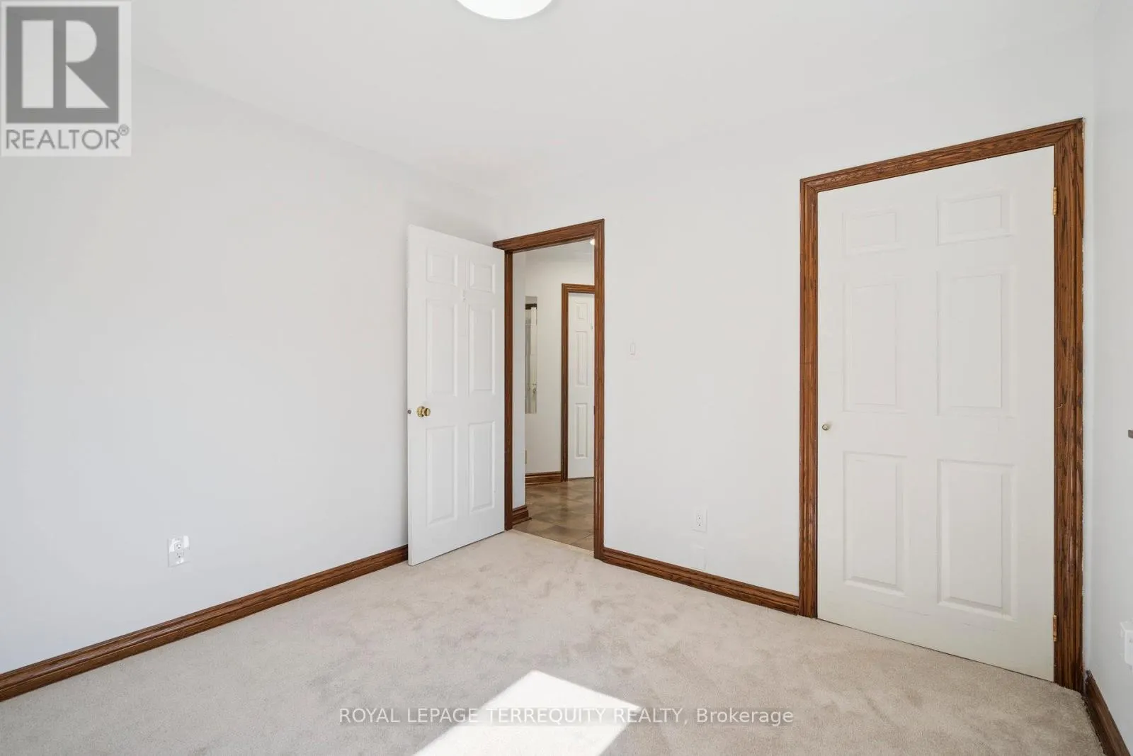 664 SCARLETT AVENUE