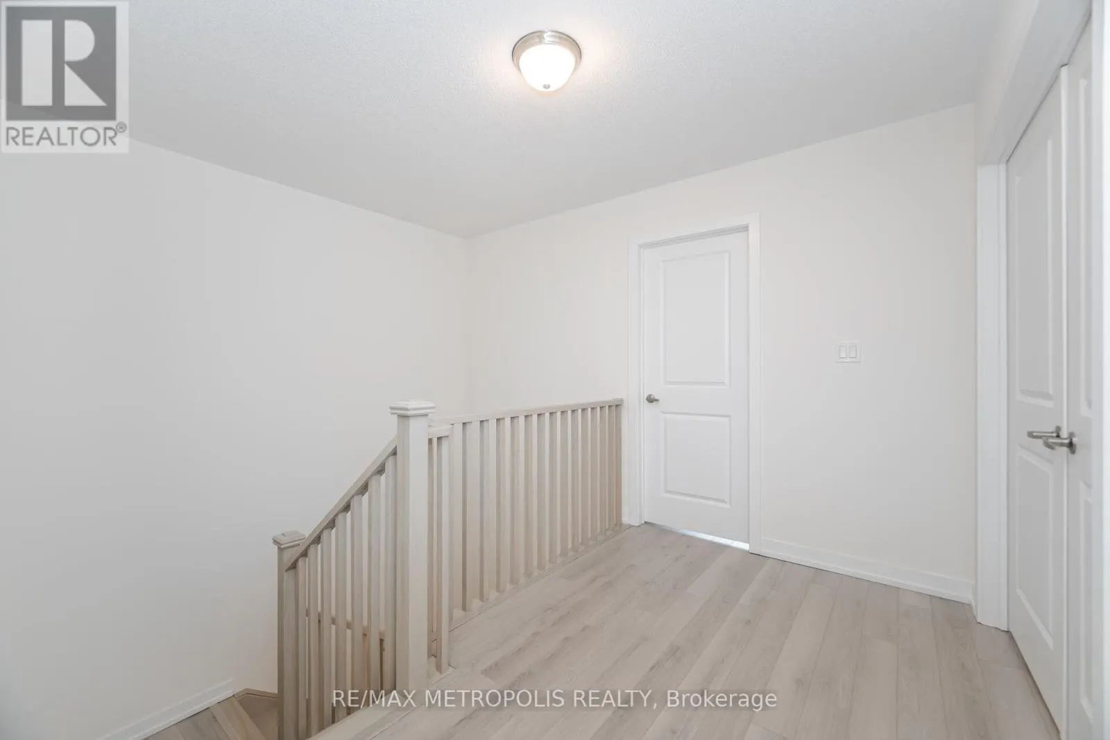 1460 ROSE WAY