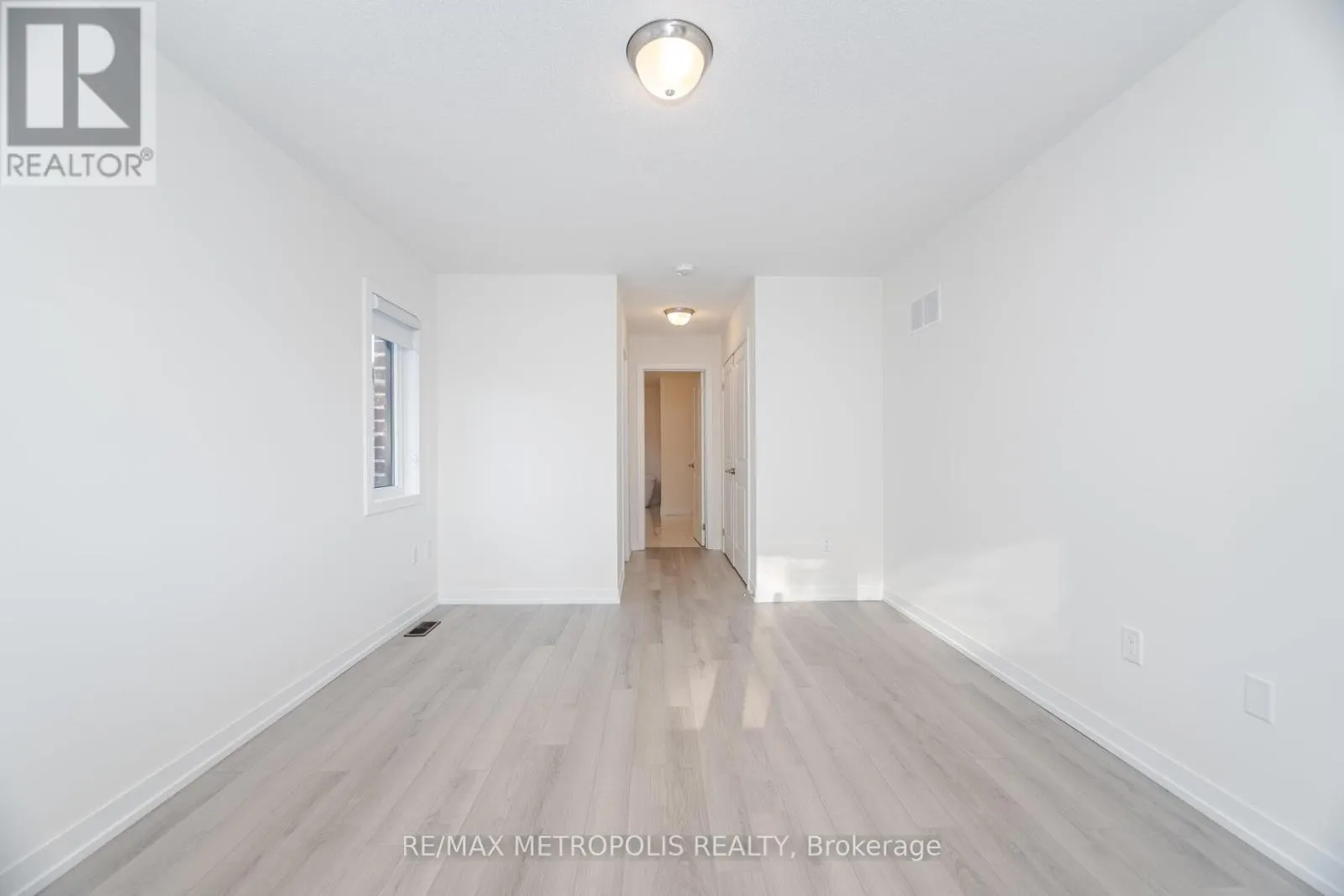 1460 ROSE WAY