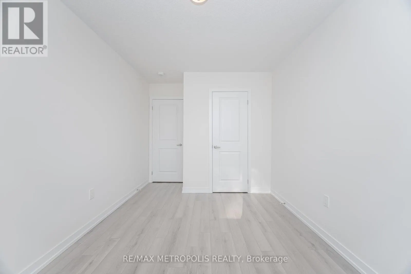 1460 ROSE WAY
