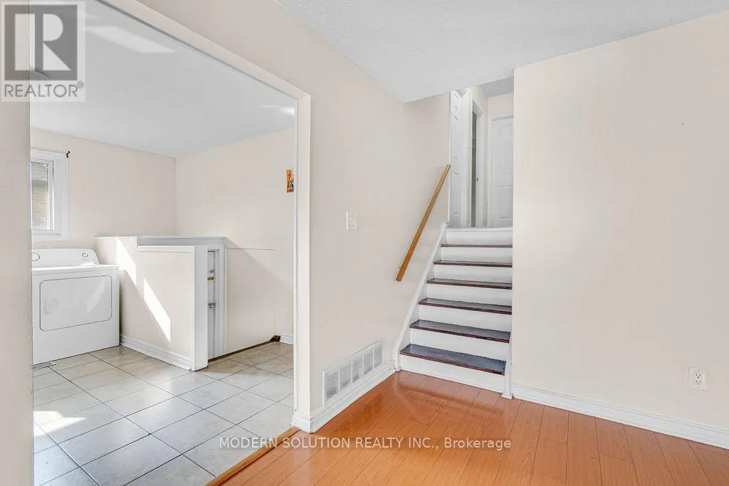 142 MILL STREET N